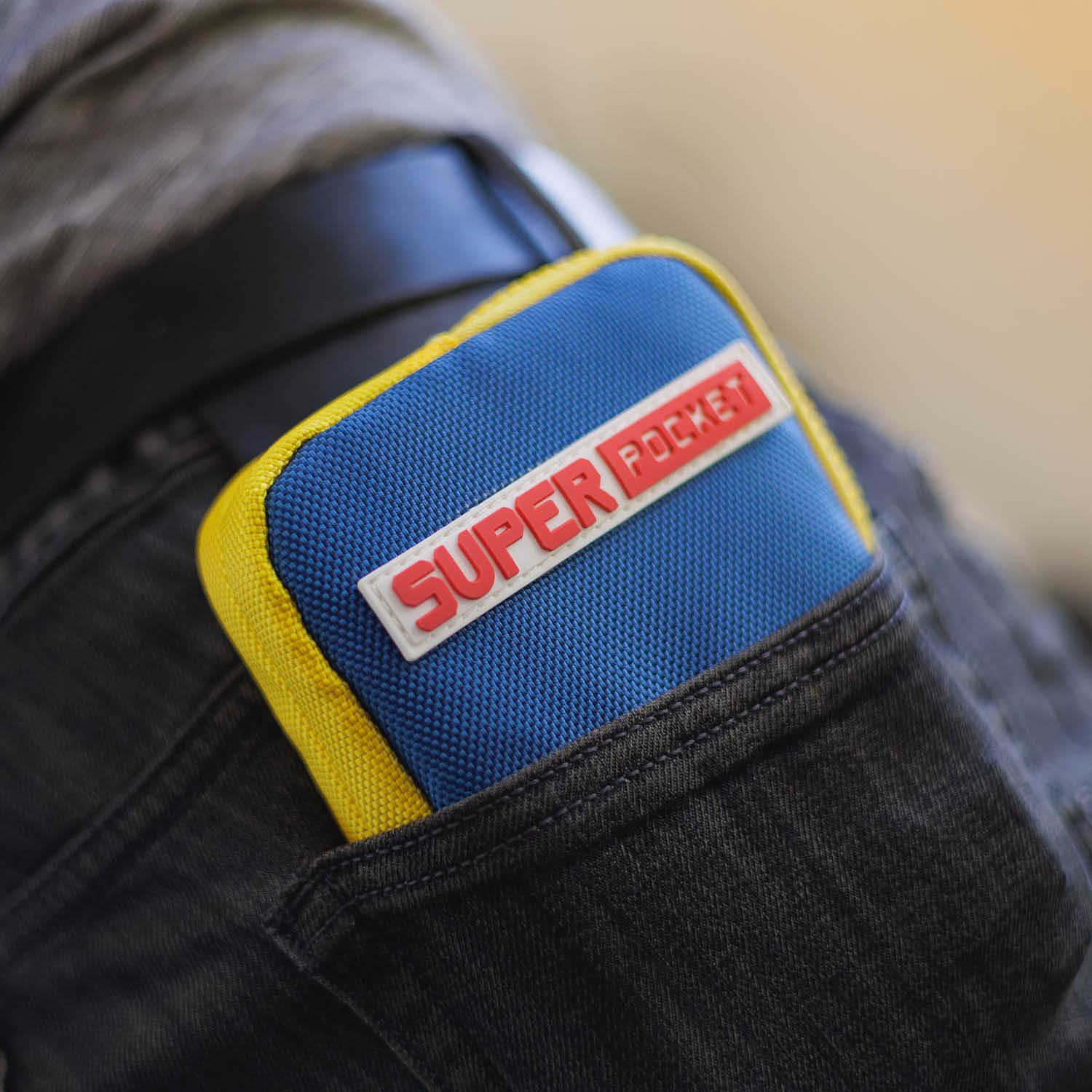 Super Pocket Case Blue/Yellow